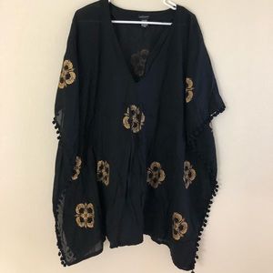 🖤MODA🖤 Black and Gold Flower Tunic🖤